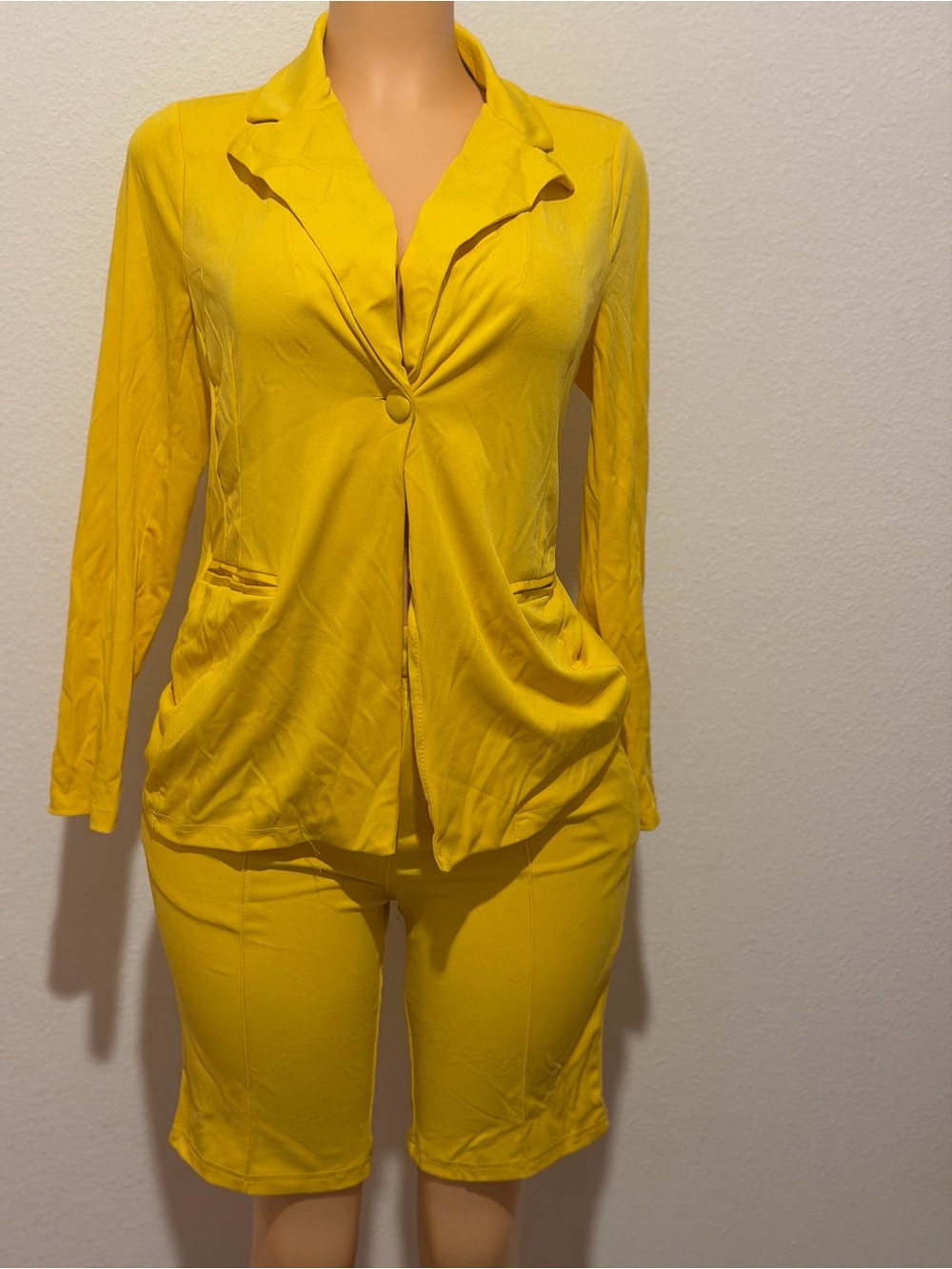 Women's Yellow Buttoned Blazer & Short Set - Sleek Summer Suit